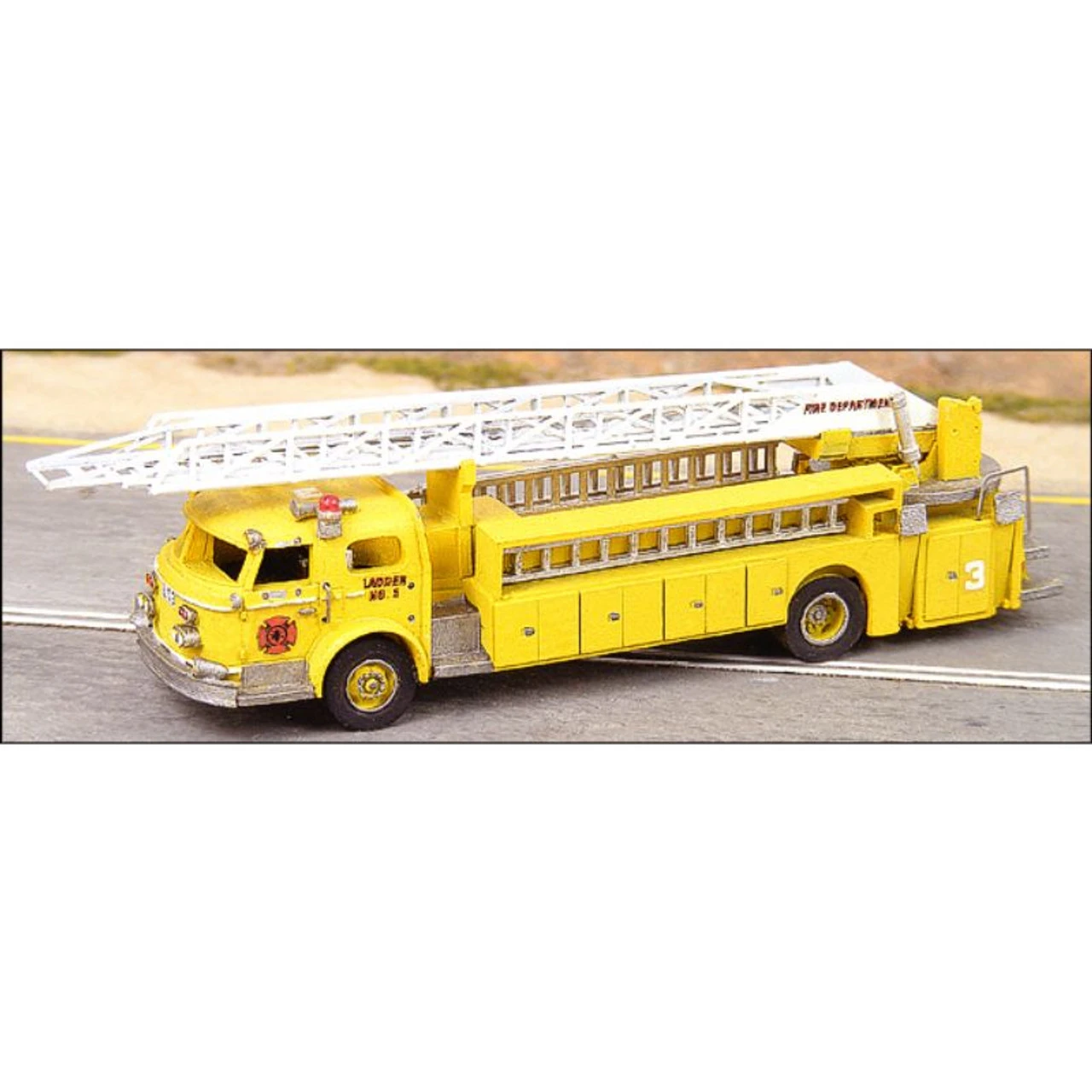 GHQ 52-009 - American LaFrance 1000 Series Fire Ladder (Unpainted Metal KIT) - N Scale 3 GHQ 52-009 - American LaFrance 1000 Series Fire Ladder (Unpainted Metal KIT) - N Scale