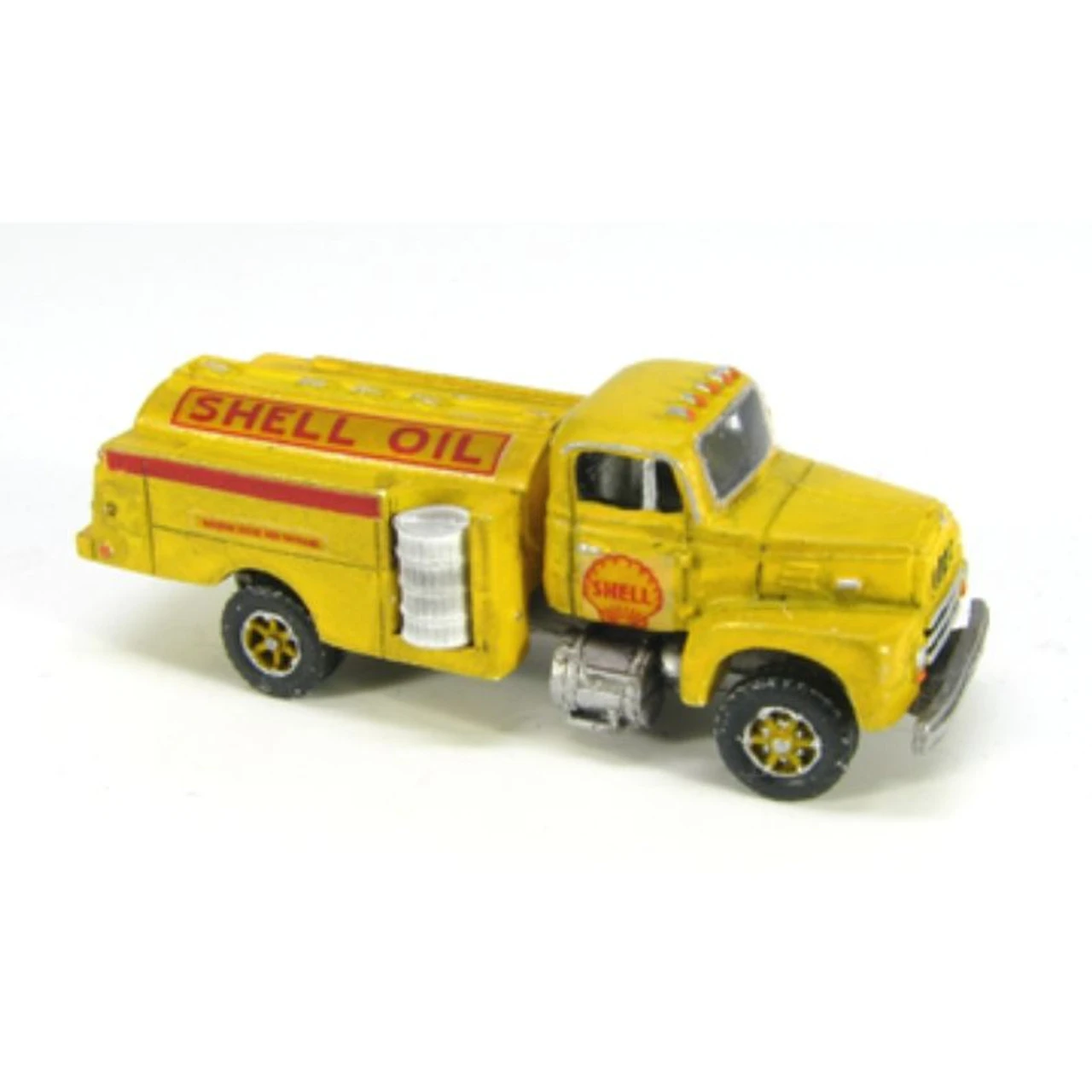 Showcase Miniatures 105 - 1950's Era R-190 Petroleum Tank Truck - N Scale Kit 3 Showcase Miniatures 105 - 1950's Era R-190 Petroleum Tank Truck - N Scale Kit