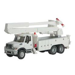 Walthers SceneMaster 949-11754 - 7600 Utility Truck W/ Bucket Lift - White - HO Scale